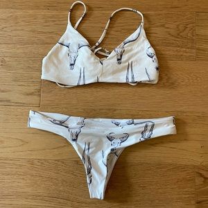 Boys + Arrows Skull Bikini Size Small